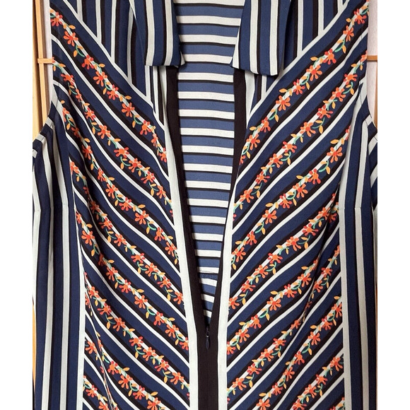 CABI striped & floral sleeveless blouse zip front Medium - Picture 2 of 5